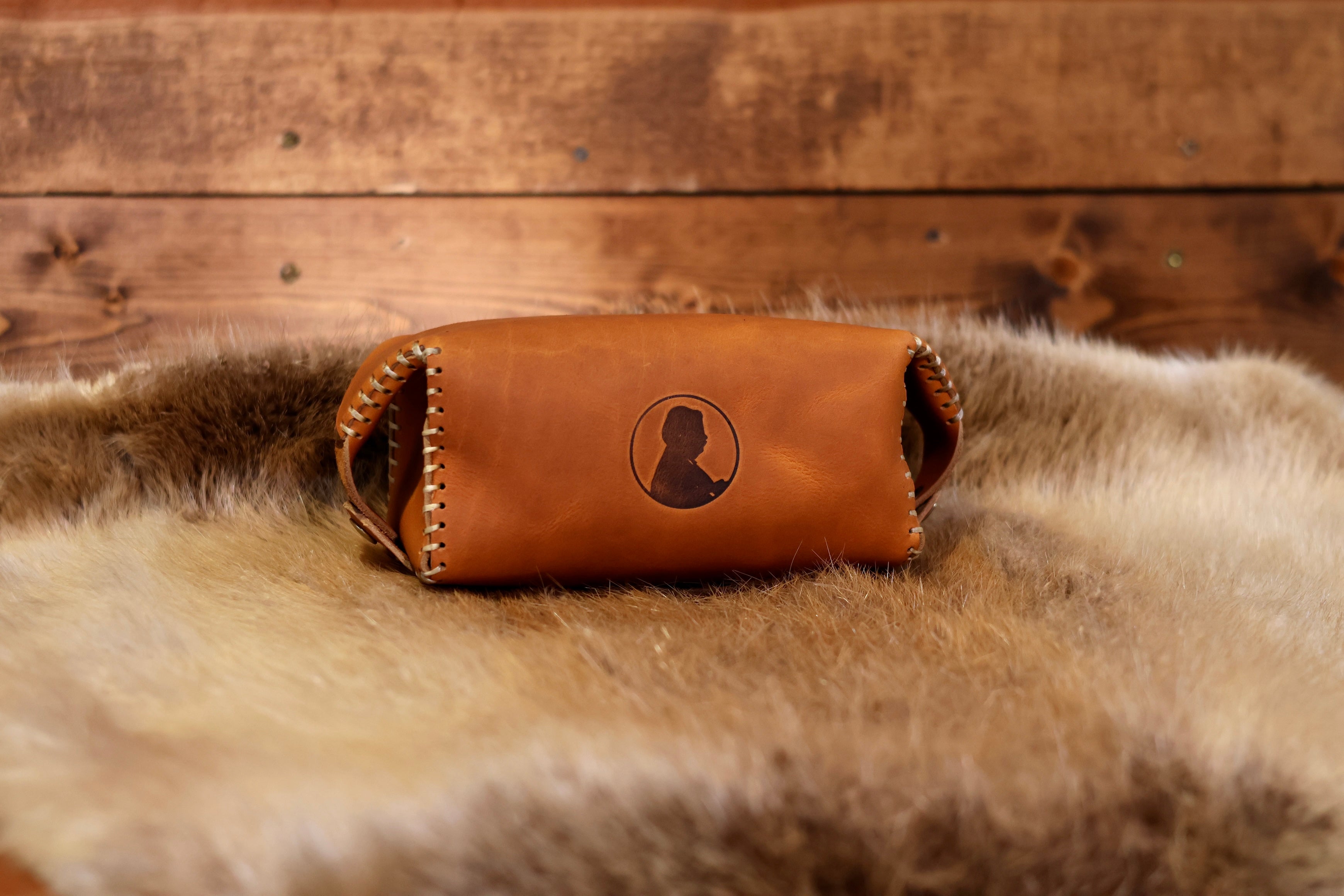 The OréMoose Leather Pipe Pouch