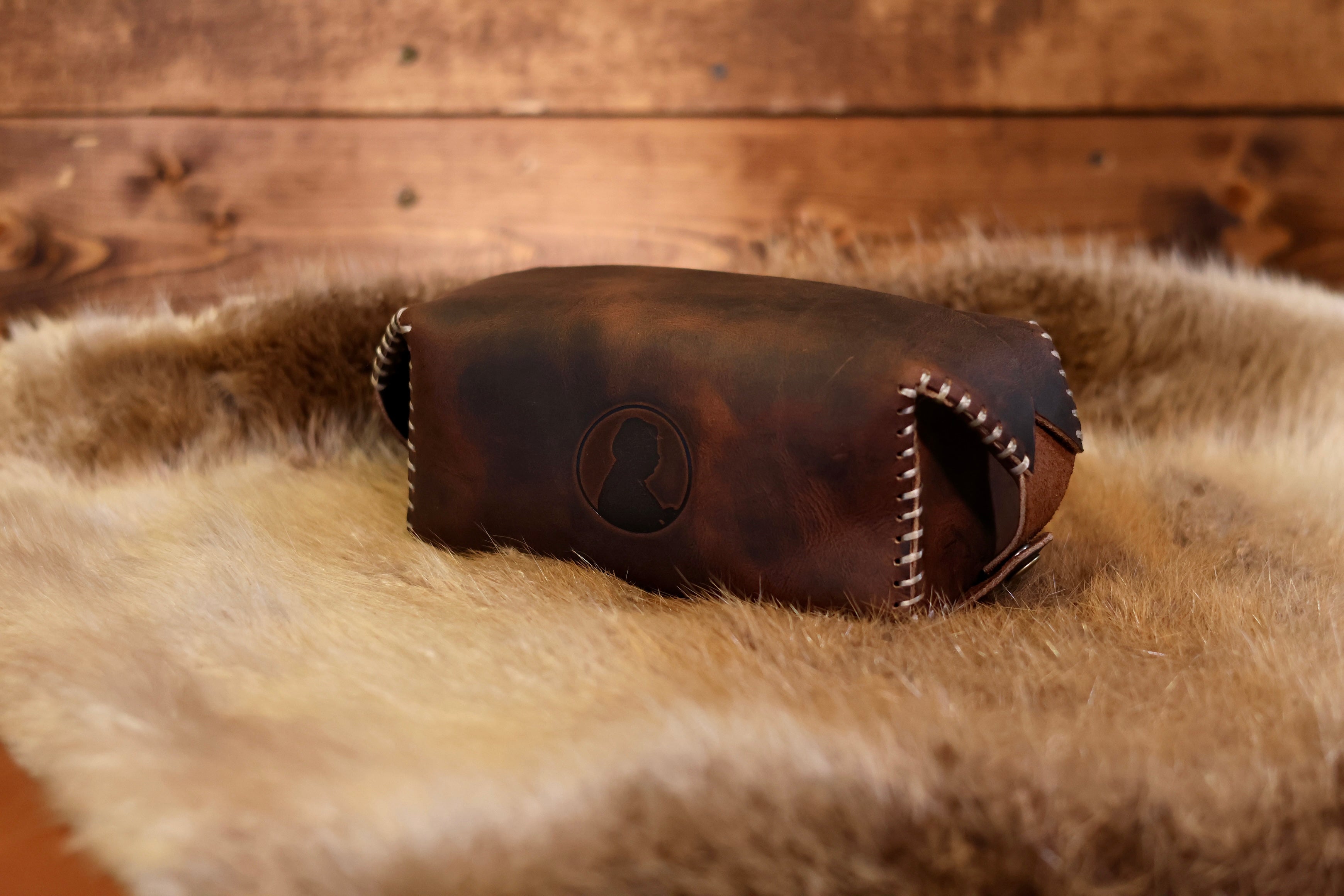 The OréMoose Leather Pipe Pouch