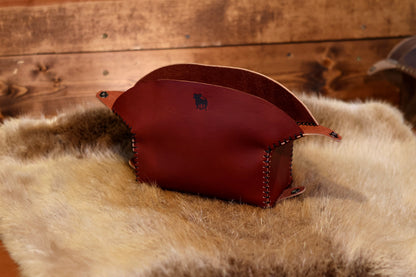 The OréMoose Leather Pipe Pouch