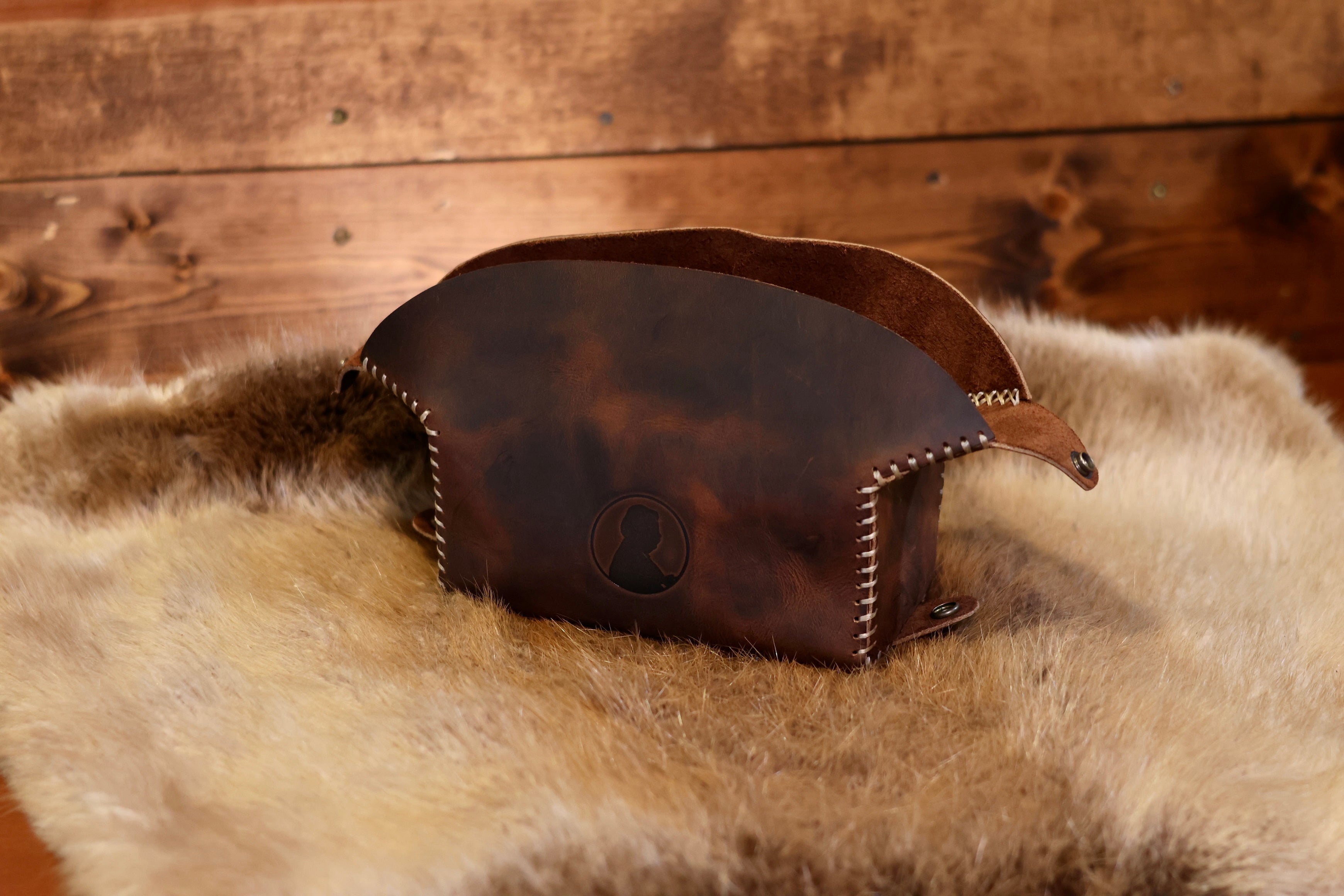 The OréMoose Leather Pipe Pouch