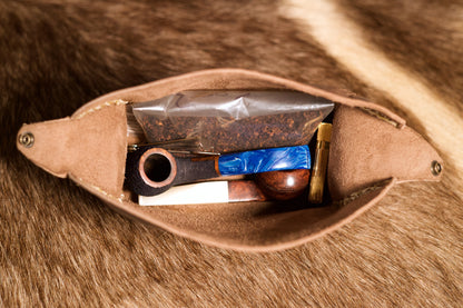 The OréMoose Leather Pipe Pouch
